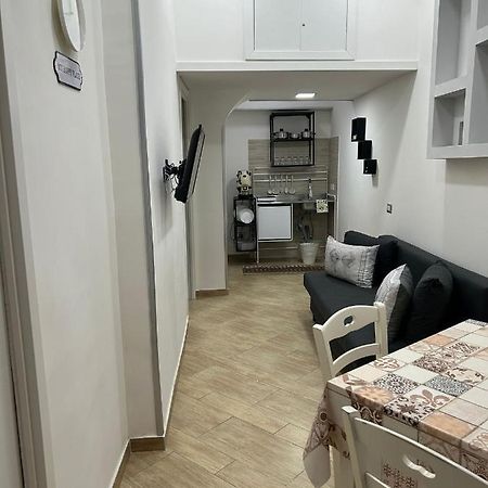 House Gio Gio' Apartment Наполи Екстериор снимка