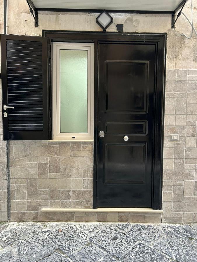 House Gio Gio' Apartment Наполи Екстериор снимка