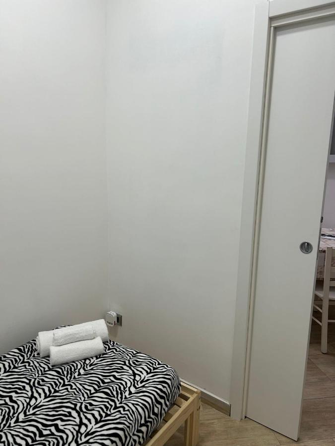 House Gio Gio' Apartment Наполи Екстериор снимка