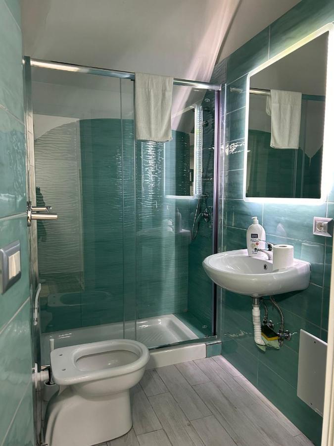 House Gio Gio' Apartment Наполи Екстериор снимка